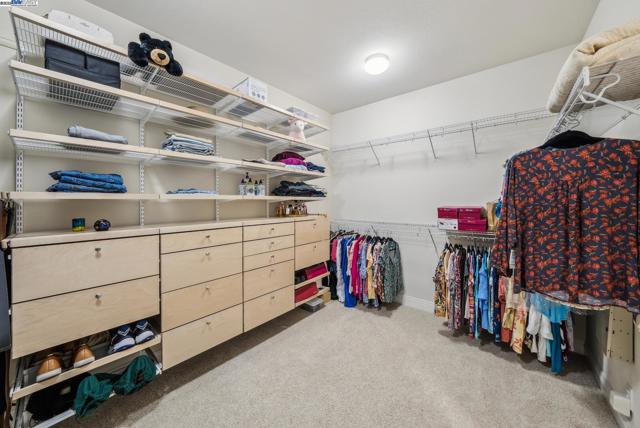 2193 Autinori Ct, Livermore CA: https://media.crmls.org/mediaz/e2ddc155-0529-4f6e-8469-4926108898a3.jpg