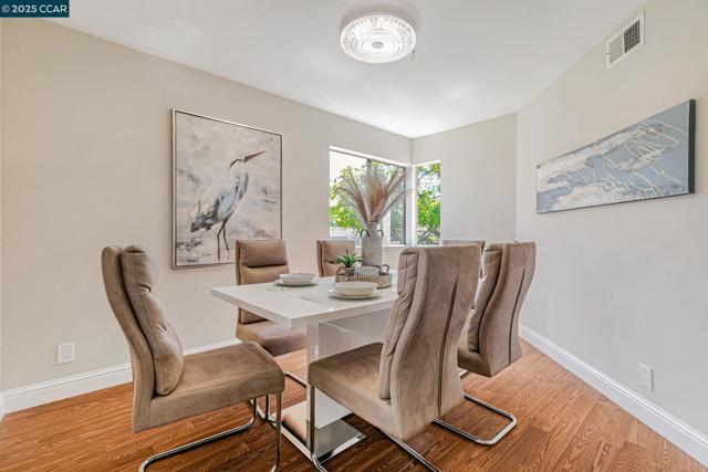 8366 Riesling Way, San Jose CA: https://media.crmls.org/mediaz/e2de3044-38db-4886-af19-5b849ff56e77.jpg