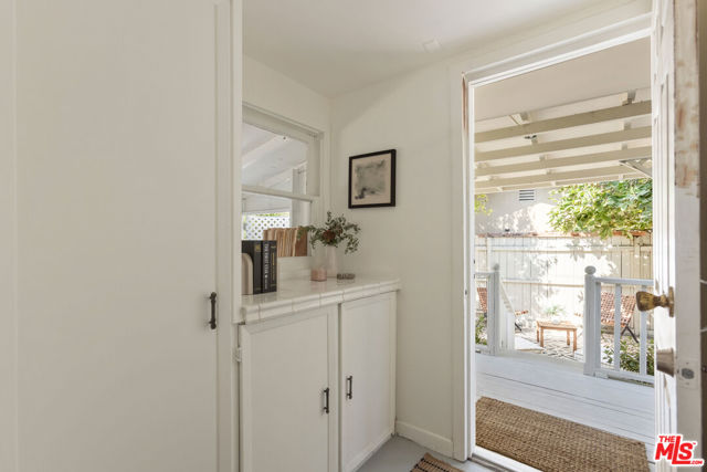 1945 Yosemite Drive, Los Angeles CA: https://media.crmls.org/mediaz/e2dff6af-815e-487d-b30c-2132a239f80d.jpg