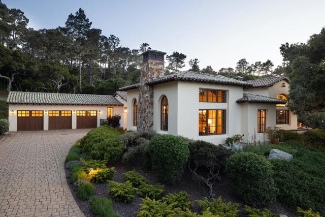 7595 Paseo Vista, Monterey CA: https://media.crmls.org/mediaz/e2e1db33-31d0-455a-91d4-0b2dbc7526e9.jpg