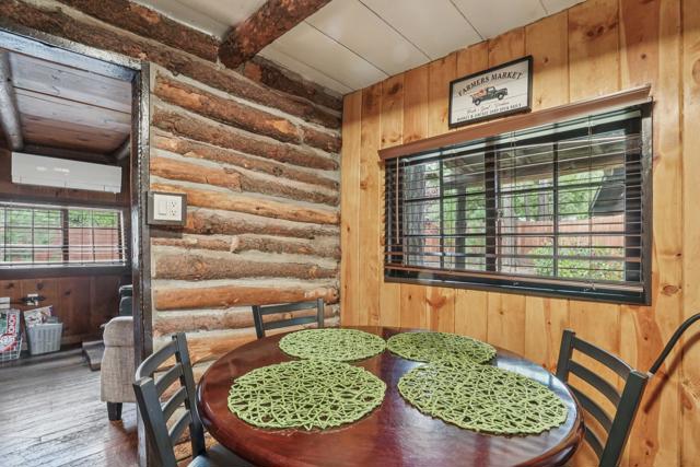 25750 Alderwood, Idyllwild CA: https://media.crmls.org/mediaz/e2e3a834-d52b-4db5-8ef1-42ecf155444d.jpg