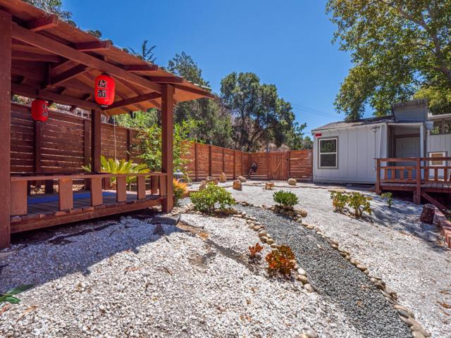 507 Market Street, Santa Cruz CA: https://media.crmls.org/mediaz/e2e3a89b-40cf-48e3-8a09-7e904aad5313.jpg