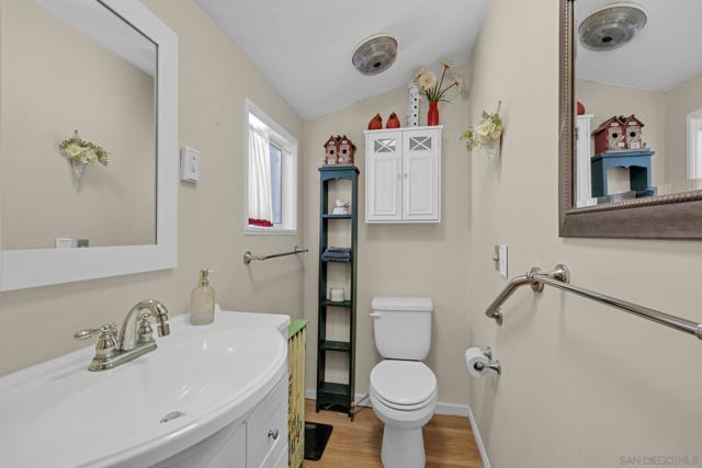 3221 Dolores Dr, Julian CA: https://media.crmls.org/mediaz/e2e4f6eb-ba60-4562-8370-0a4c7181f243.jpg