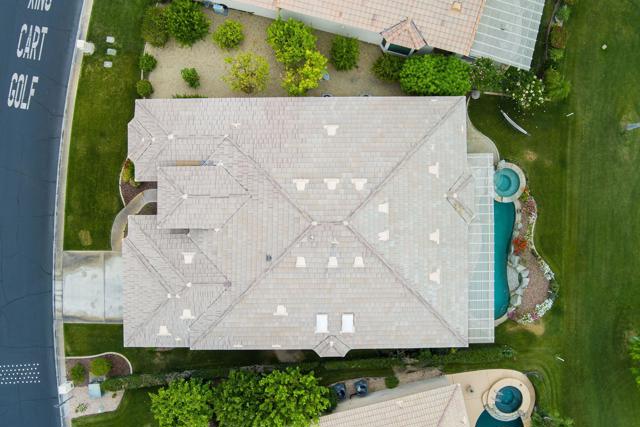 44580 S Heritage Palms Drive, Indio CA: https://media.crmls.org/mediaz/e2e5349c-0cd0-4ca6-b9da-20624ea21c34.jpg