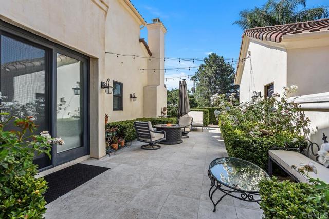 3433 Western Springs Rd, Encinitas CA: https://media.crmls.org/mediaz/e2e72d7b-ffa7-440f-9b69-0ab2d96e45a1.jpg