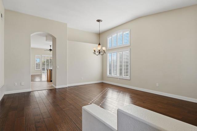 Detail Gallery Image 5 of 51 For 45062 Corte Bella Donna, Temecula,  CA 92592 - 3 Beds | 2 Baths