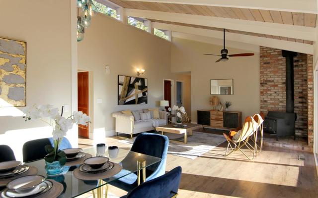 23416 Sunset Drive, Los Gatos CA: https://media.crmls.org/mediaz/e2e7a118-7289-4fce-9698-b187e742abdf.jpg