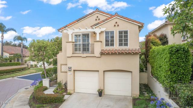 985 Corte Augusta, Camarillo CA: https://media.crmls.org/mediaz/e2e8692f-eff4-421f-be17-e92353ef6631.jpg