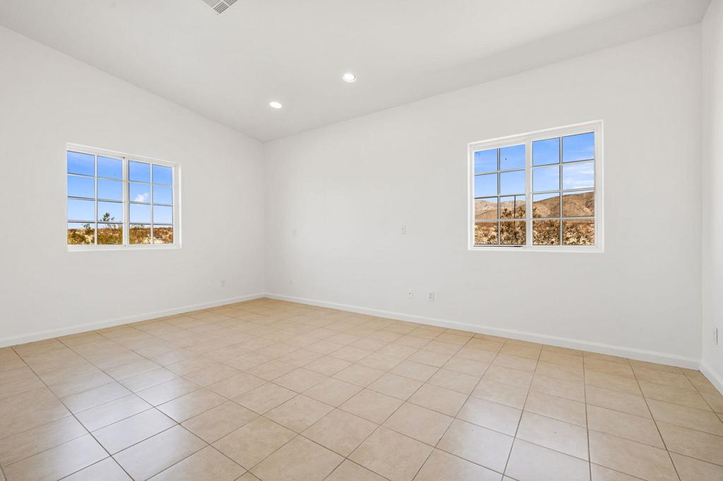 MLS #219138264DA image #16