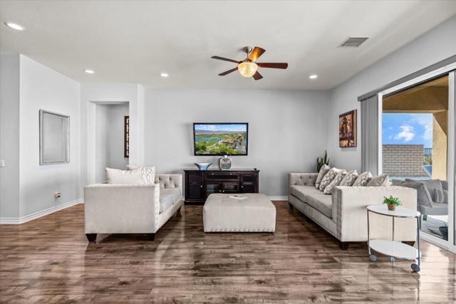 85115 Stazzano Place, Indio CA: https://media.crmls.org/mediaz/e2ea1ded-4f21-40a7-a2bd-7f9d0726dc7b.jpg