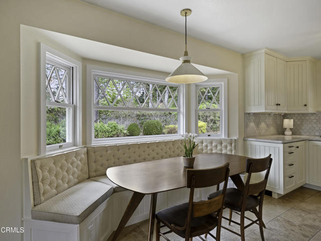Detail Gallery Image 12 of 39 For 10392 Hills Rd, Mendocino,  CA 95460 - 2 Beds | 1 Baths