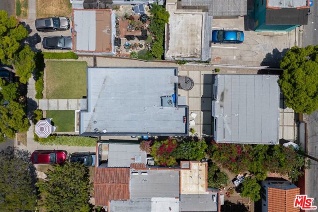 3170 Glenmanor Place, Los Angeles CA: https://media.crmls.org/mediaz/e2ec7247-2a85-40a0-b391-aa8dcf2fe23e.jpg