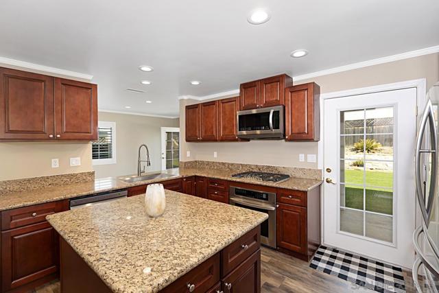 Image 9 of 28 For 4870 Mt Armour Dr