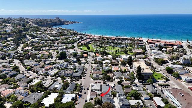 2136 Paseo Dorado, La Jolla CA: https://media.crmls.org/mediaz/e2ee6057-86f5-4c3f-89a5-530208c61e83.jpg