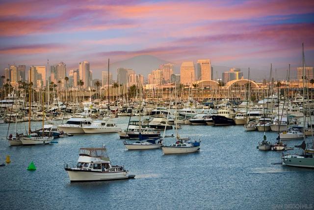812 San Antonio Pl, San Diego CA: https://media.crmls.org/mediaz/e2ee83b2-4740-4111-b641-71a5fba692a3.jpg