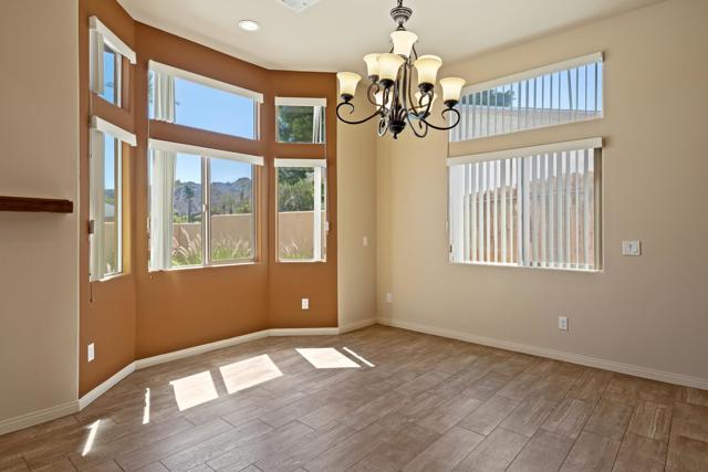51885 Avenida Bermudas, La Quinta CA: https://media.crmls.org/mediaz/e2eebe7f-ddfb-46fa-b952-a8861b29c467.jpg