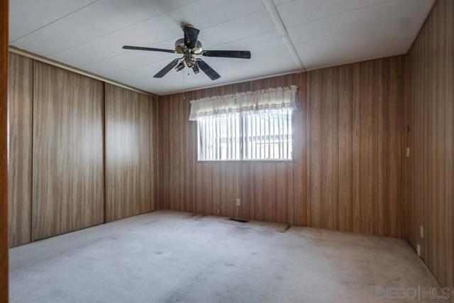 14215 Pecan Park Ln, El Cajon CA: https://media.crmls.org/mediaz/e2eeeef9-73f6-4b03-a317-7ef9efd192da.jpg