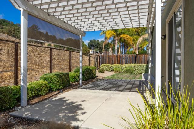 9881 Rancho Hills Drive, Gilroy CA: https://media.crmls.org/mediaz/e2ef3f29-f8a7-4a44-a7a3-b19616228a1f.jpg