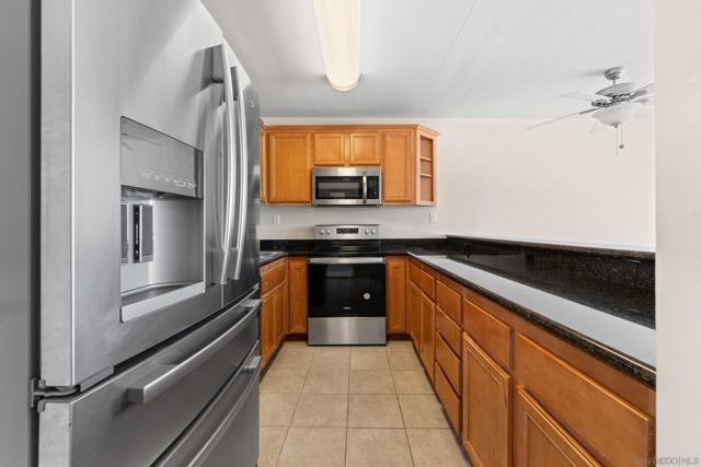 Image 13 of 20 For 6120 Decena Dr  207