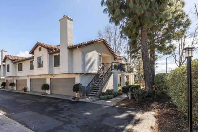 Detail Gallery Image 3 of 36 For 3524 Seahorn Circle, San Diego,  CA 92130 - 2 Beds | 2 Baths