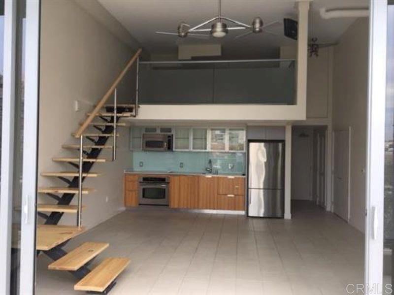 575 6th Avenue #215