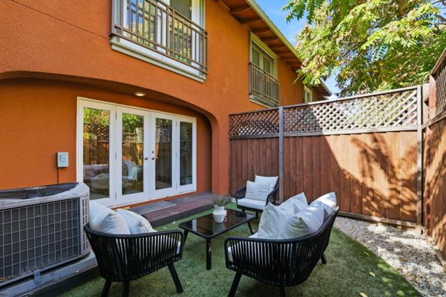 1835 Palm View Place, Santa Clara CA: https://media.crmls.org/mediaz/e2f1a6eb-794e-44e9-8d85-83ea6092b3b5.jpg