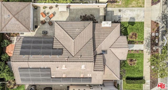 10943 Barman Avenue, Culver City CA: https://media.crmls.org/mediaz/e2f1d6c0-312a-412e-a9e1-d53637d52171.jpg