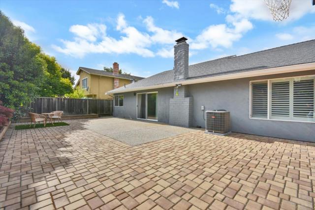 5078 Corte Verde Drive, San Jose CA: https://media.crmls.org/mediaz/e2f224e6-dd05-4124-9e3b-4da3962c8fb3.jpg