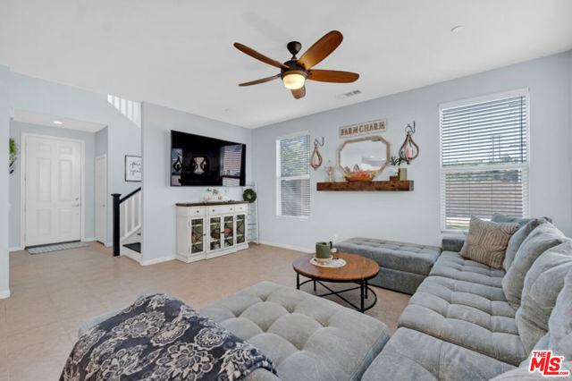 4707 Beachwood Court photo 4