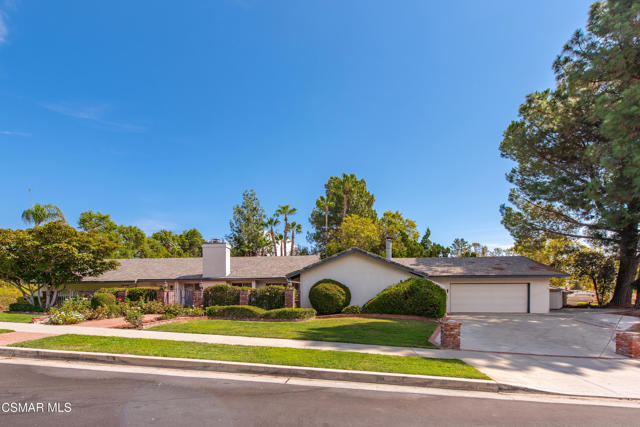 20027 Hiawatha Street, Chatsworth CA: https://media.crmls.org/mediaz/e2f29345-a643-4981-997c-400ae88f43ad.jpg