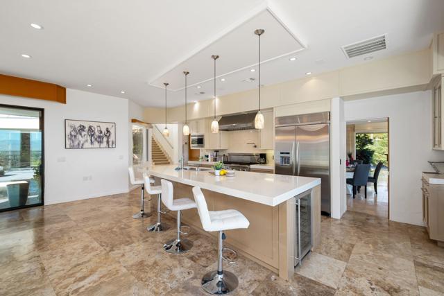 3295 Tiger Tail Lane, Palm Springs CA: https://media.crmls.org/mediaz/e2f2b7cc-4d46-4b28-9fd7-502e5cb2eacd.jpg