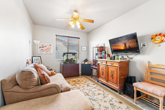 29613 Calle Tampico, Cathedral City CA: https://media.crmls.org/mediaz/e2f34ec2-d445-4cad-9657-d6dd7b78fde8.jpg
