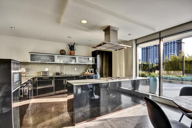 88 E San Fernando Street, San Jose CA: https://media.crmls.org/mediaz/e2f3fb44-ebb7-4a0d-bbf7-201250371734.jpg