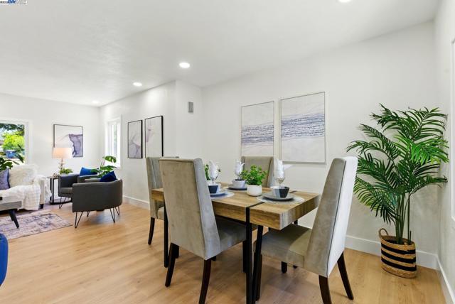 19157 Parsons Ave, Castro Valley CA: https://media.crmls.org/mediaz/e2f44289-ed89-41b3-85f5-2244cc7fb658.jpg