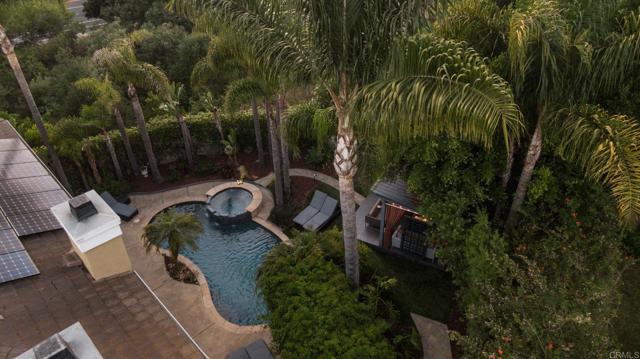 3655 Sage Canyon Drive, Encinitas CA: https://media.crmls.org/mediaz/e2f49cad-bebe-490d-8da3-2575d4e1c1a7.jpg