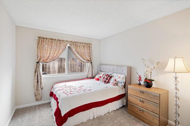 1527 Hawser Lane, Half Moon Bay CA: https://media.crmls.org/mediaz/e2f4b3c2-6cb6-4e42-8115-6d665cae9a7f.jpg