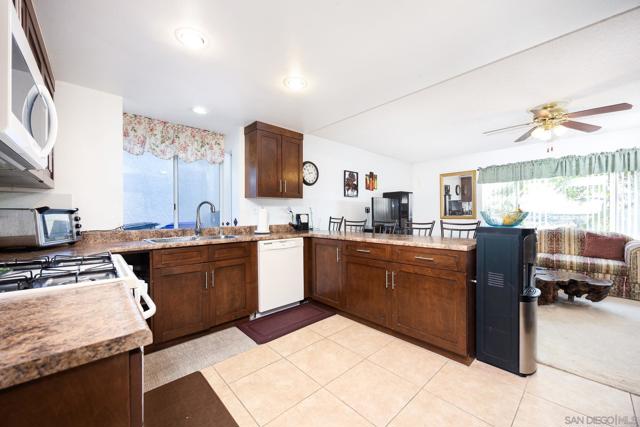 7837 Goode St, San Diego CA: https://media.crmls.org/mediaz/e2f7a99f-26eb-44fc-b8ce-a059ecaee27e.jpg