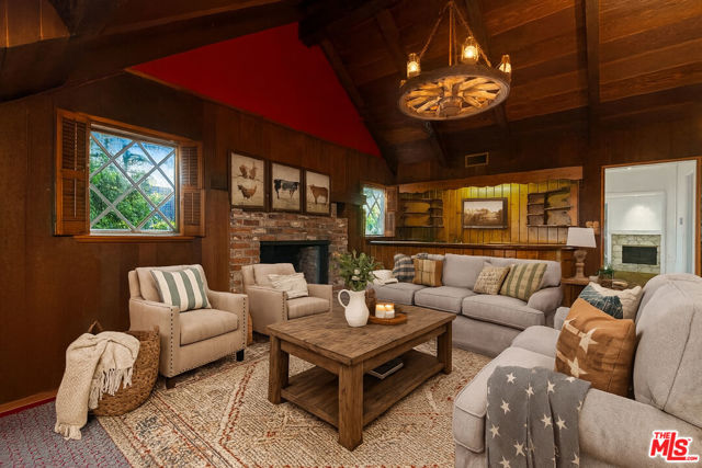 15401 Mulholland Drive, Los Angeles CA: https://media.crmls.org/mediaz/e2f803fe-db14-47ec-bc7a-74904969b487.jpg