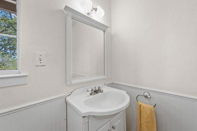 15805 Uvas Road, Morgan Hill CA: https://media.crmls.org/mediaz/e2f882f1-c7bf-4ece-bd95-d9799ebe5a03.jpg