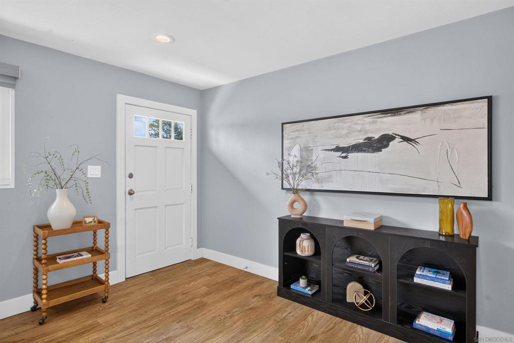 4852 Kings Way - photo 5