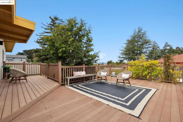1494 Olive Ave, Richmond CA: https://media.crmls.org/mediaz/e2f98550-f7a7-4d96-b6f1-2999f96f1781.jpg