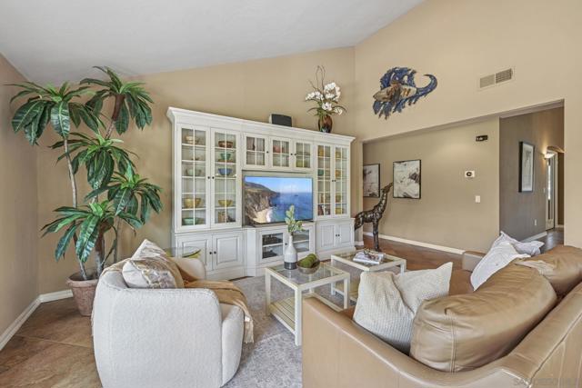 602 HOLLYRIDGE DRIVE, Encinitas CA: https://media.crmls.org/mediaz/e2fa4d8c-dc0e-497e-b588-b67fd42f1d55.jpg