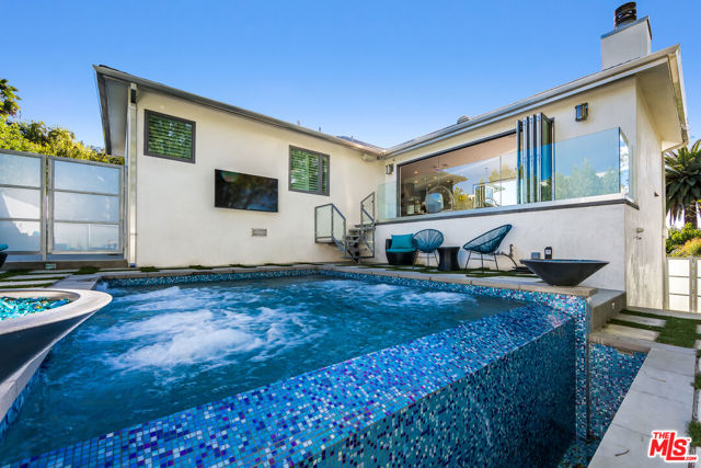 3490 Wonder View Place, Los Angeles CA: https://media.crmls.org/mediaz/e2fad8c1-796c-401b-8a9c-ecb1ea17220f.jpg