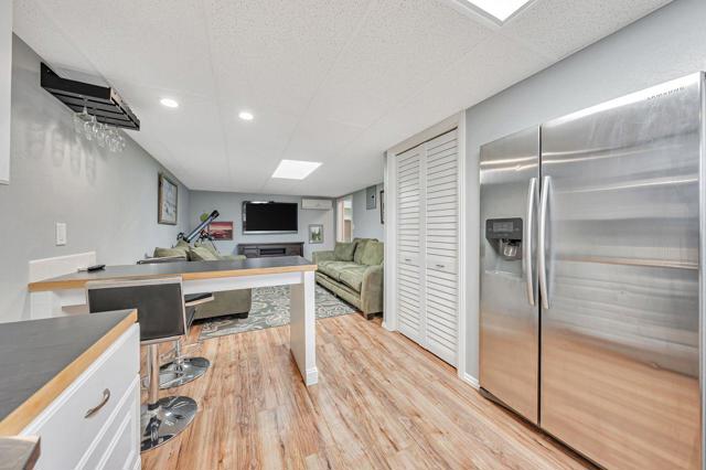 12340 Lakeshore Drive, Clearlake CA: https://media.crmls.org/mediaz/e2fb0608-7f88-4c79-ba9b-de2de162495f.jpg