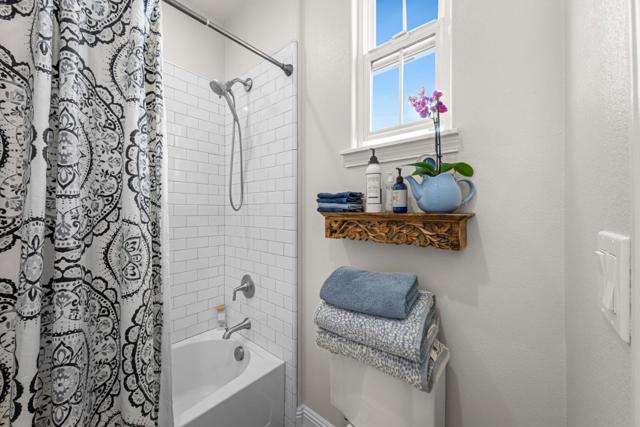 250 Calle Del Rey, Morgan Hill CA: https://media.crmls.org/mediaz/e2fb9a4f-ae69-4c5e-bb1c-2f6468c1b0b6.jpg