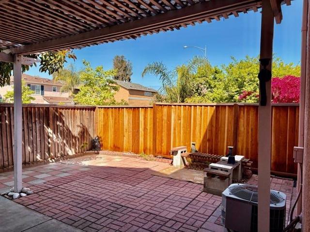 1605 HERMOCILLA Way, San Jose CA: https://media.crmls.org/mediaz/e2fce31b-b663-47a7-9d1a-270aea25e7a2.jpg