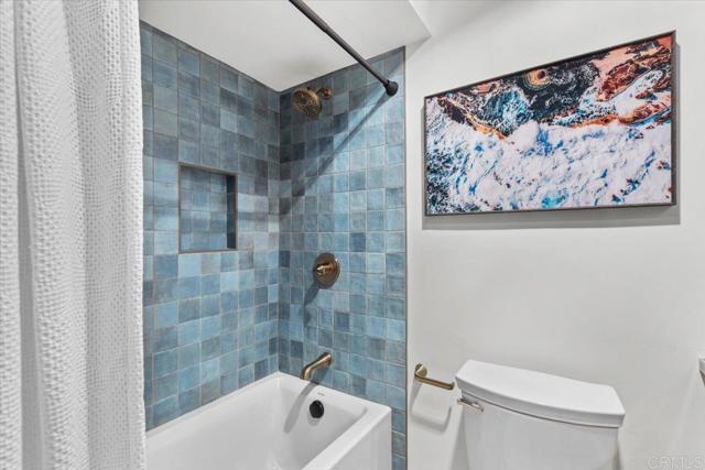 Detail Gallery Image 19 of 26 For 2715 Camino Del Mar, Del Mar,  CA 92014 - 2 Beds | 2 Baths