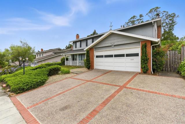 1675 Escalante Way, Burlingame CA: https://media.crmls.org/mediaz/e2fd07d7-e40c-40e4-9515-48d78e808e35.jpg