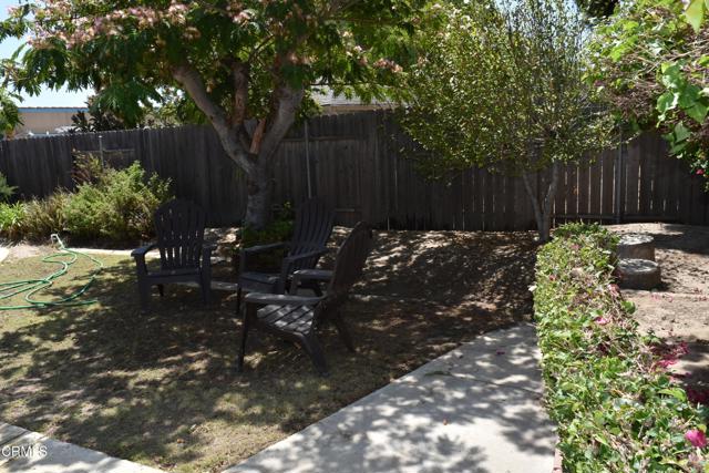 1101 Novato Drive, Oxnard CA: https://media.crmls.org/mediaz/e2fe0cd8-8e30-4355-a33b-920cec1c901e.jpg