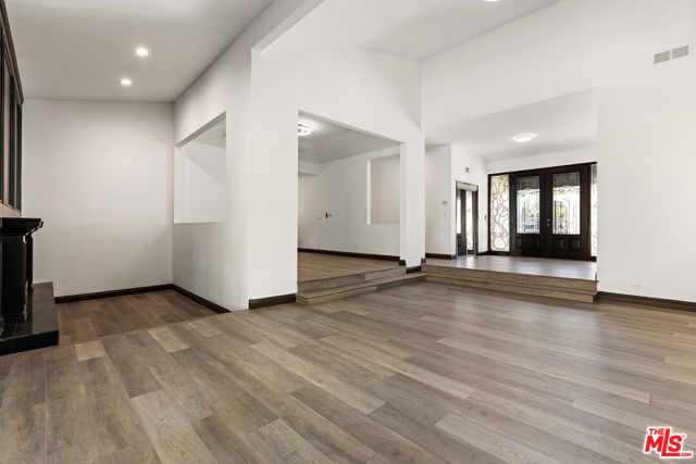 Image 1 of 13 For 9724 Bothwell Road
